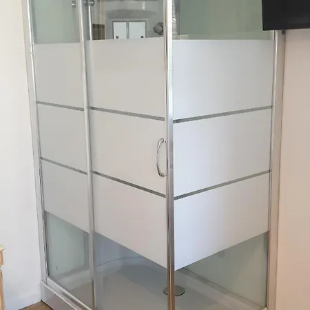 Atrium 3*